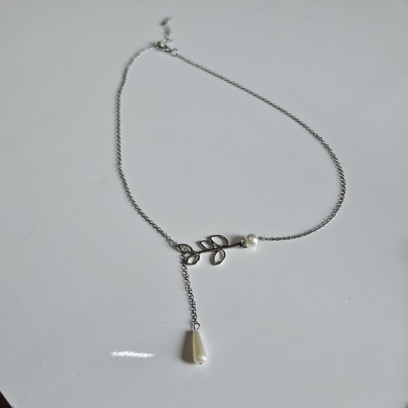**Final Sale** Pearl Sheet Branch Necklace Hanging Charm Silver Tone 20 To 22" - Picture 15 of 15